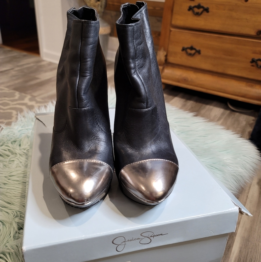 Jessica Simpson Bootie - Picture 2 of 5